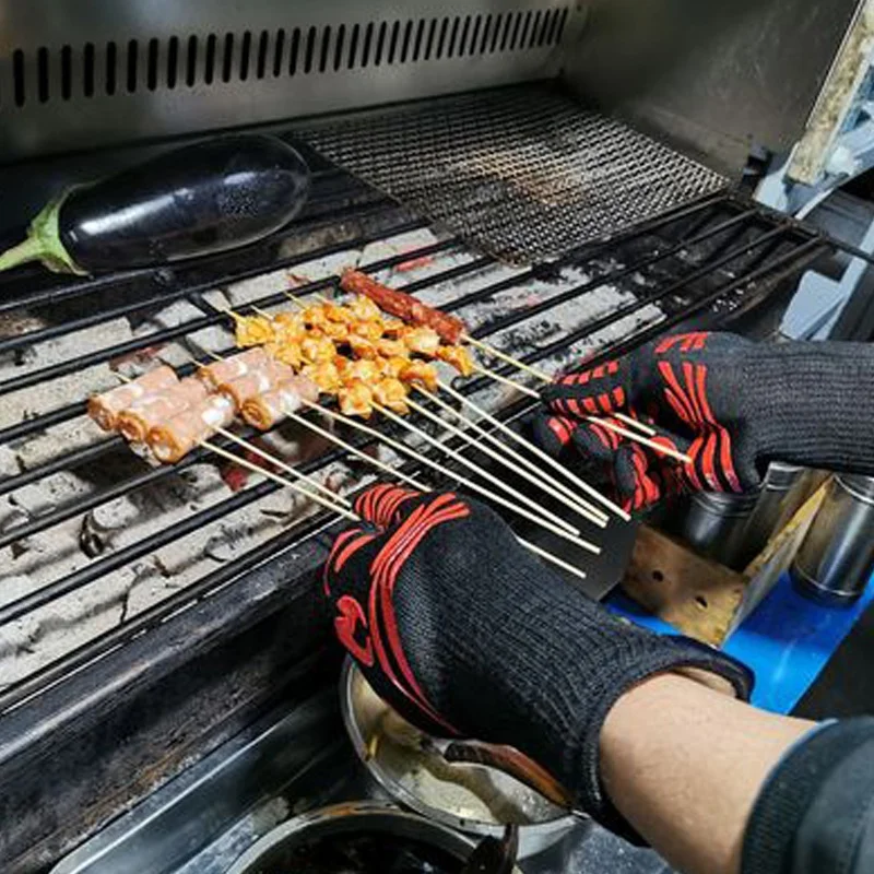 Gants de barbecue antidérapant - Oven Mitt Silicone avis et prix